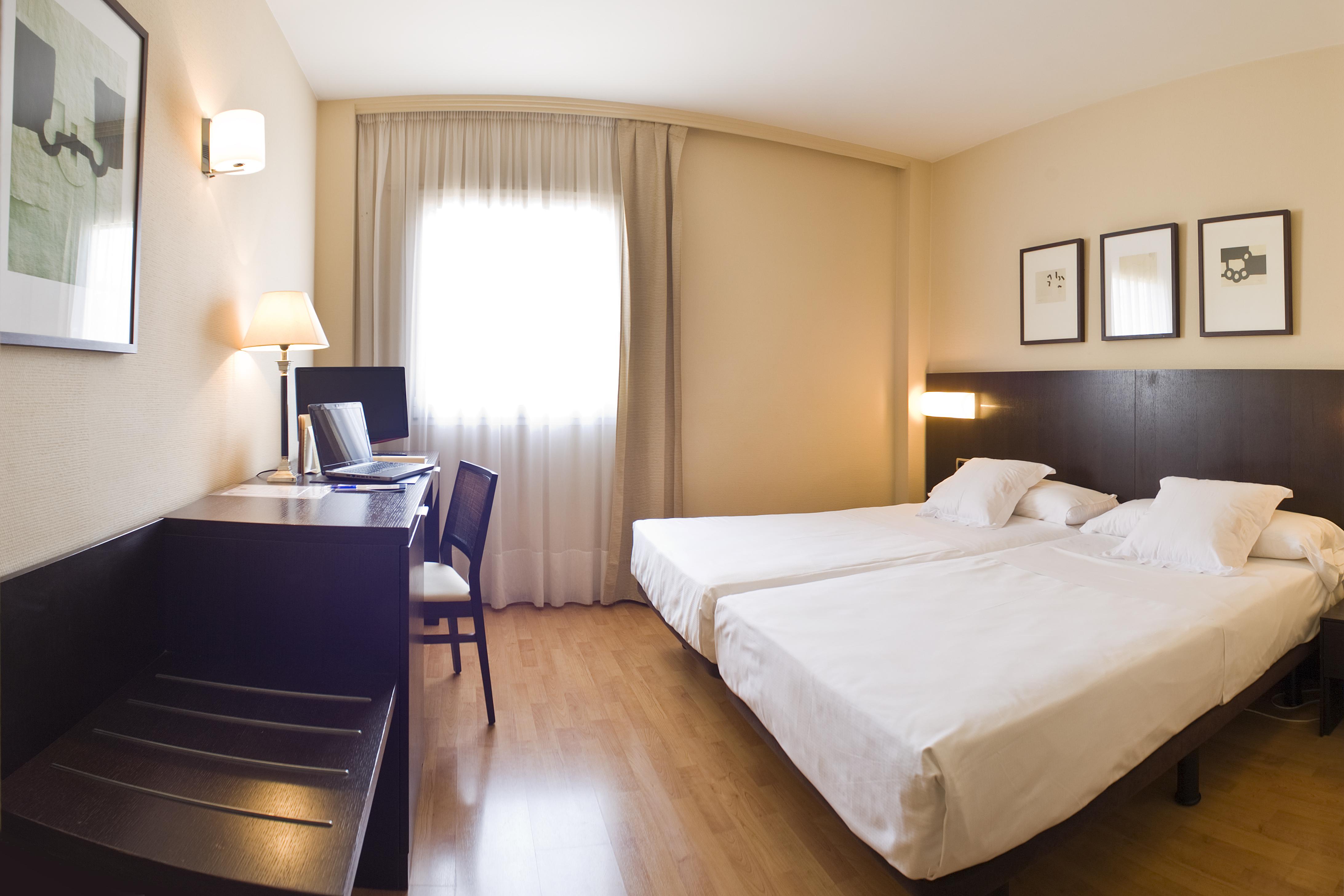 Hotel Sercotel Tudela Bardenas ภายนอก รูปภาพ